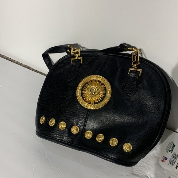 Black vintage leather shoulder bag with gold design - Picture 9 of 9